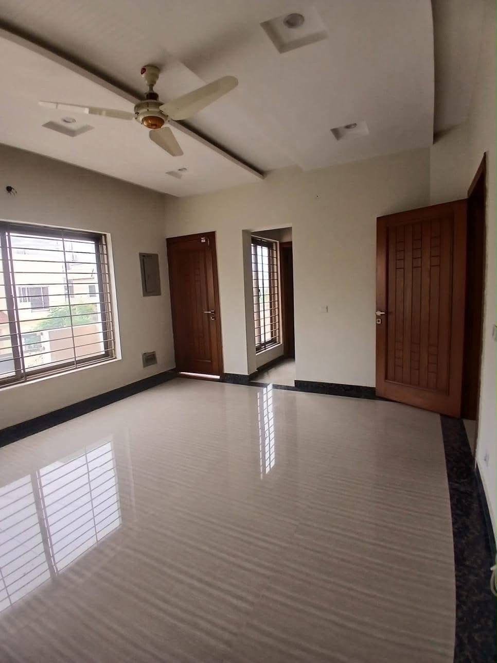 8 Marla Ground Portion available for rent demand 85k